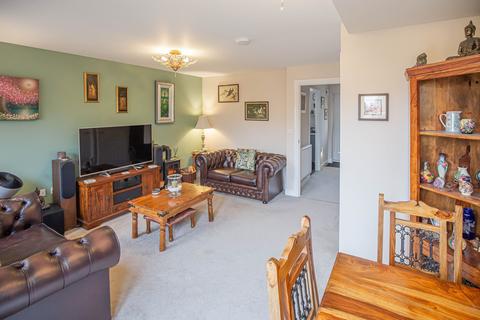 3 bedroom terraced house for sale, Cartmell Close, Malmesbury, SN16