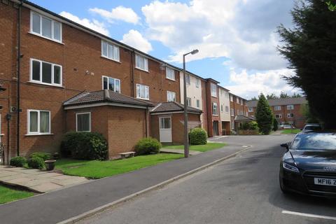 2 bedroom maisonette to rent, Gillbent Road, Cheadle Hulme, Cheshire