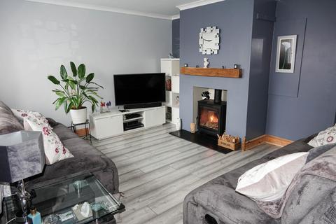 2 bedroom end of terrace house for sale, Kings Drive, Pagham