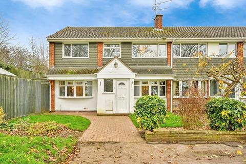 4 bedroom semi-detached house for sale, Oldfields Crescent, Stafford ST18