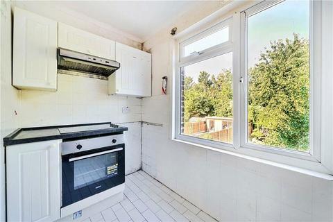 2 bedroom flat for sale, Cedars Road, Hampton Wick, Kingston upon Thames, KT1 4BE