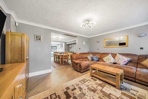 3 bedroom end of terrace house for sale, College Road, College Town, Sandhurst