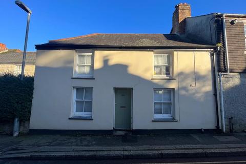 3 bedroom house to rent, West Street, Penryn