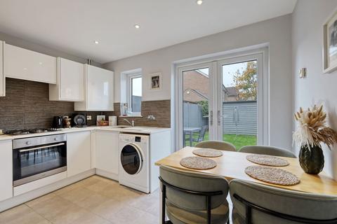 65 Bentley Drive, Church Langley, Harlow, CM17 9QT