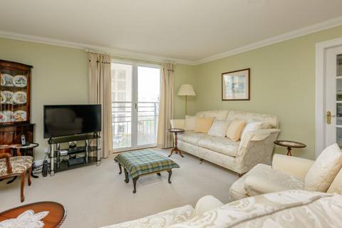 3 bedroom flat for sale, Crewe Road North, Edinburgh EH5