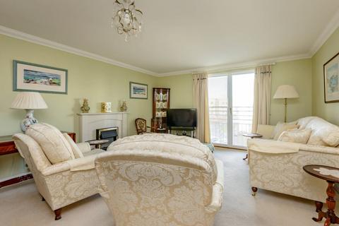 3 bedroom flat for sale, Crewe Road North, Edinburgh EH5