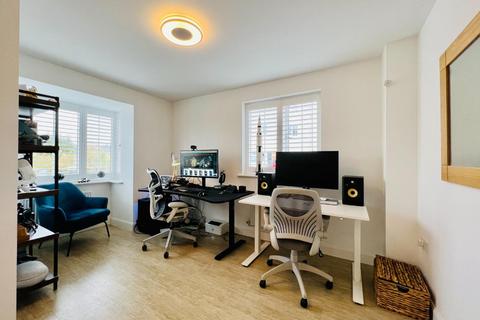 16 Castle View, Hythe, CT21 4BF