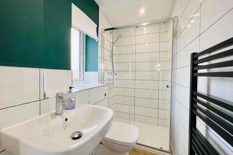 16 Castle View, Hythe, CT21 4BF
