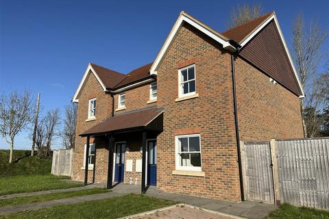 3 bedroom semi-detached house to rent, Elphick Road, Ringmer, Lewes