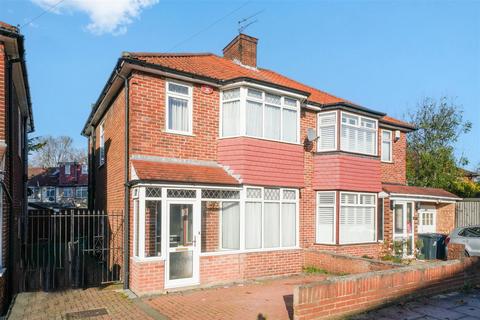 3 bedroom semi-detached house for sale, Ashness Gardens, Greenford