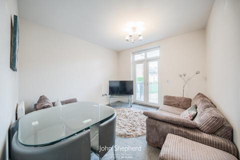 2 bedroom flat for sale, Gorcott Lane, Dickens Heath, Shirley, Solihull, B90