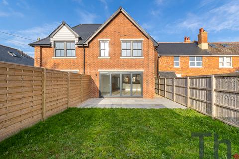 3 bedroom semi-detached house for sale, Bembridge PO35