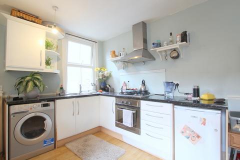 1 bedroom flat to rent, Kingston Road, London SW19