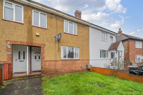 3 bedroom terraced house to rent, Ridge Way Crayford DA1