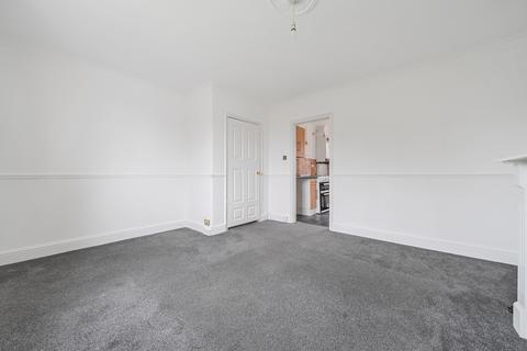 3 bedroom terraced house to rent, Ridge Way Crayford DA1