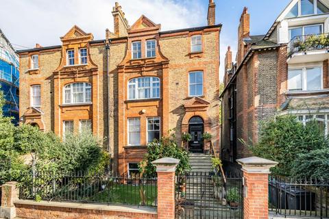 3 bedroom flat for sale, Primrose Hill Road, London NW3