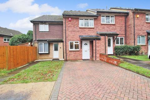 2 bedroom house for sale, Birkdale Drive, Ifield West RH11