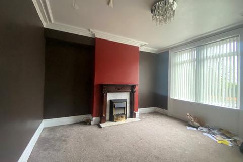 3 bedroom terraced house for sale, Halifax Road, Bradford, BD6