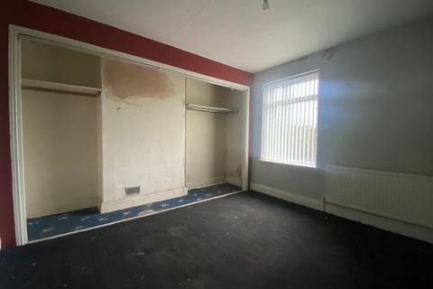 3 bedroom terraced house for sale, Halifax Road, Bradford, BD6