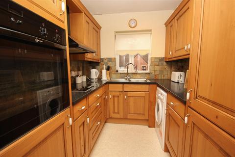 2 bedroom flat for sale, Rectory Road, Rushden NN10