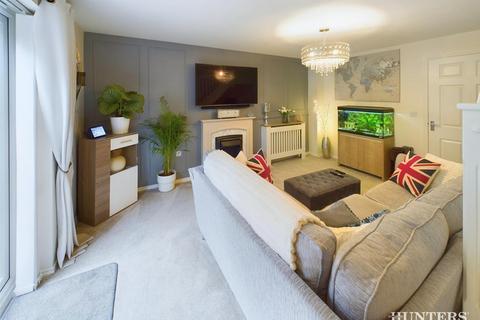83 Arkless Grove, The Grove, Consett, DH8 8AB