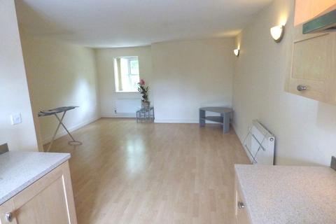 2 bedroom apartment to rent, Greenwood Road, Wythenshawe, M22 8NB