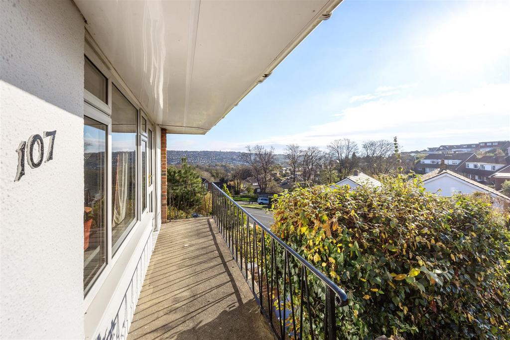Front Terrace/View