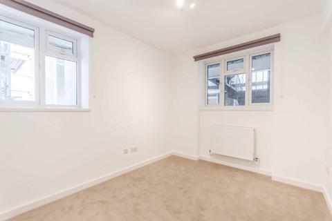 2 bedroom flat to rent, Pentonville Road, Angel, London, N1