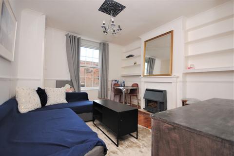 2 bedroom flat to rent, Union Grove London SW8