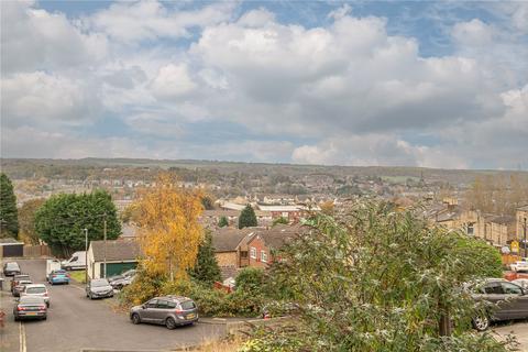 5 bedroom end of terrace house for sale, Dark Lane, Batley, WF17