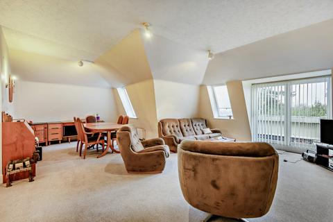 2 bedroom penthouse for sale, Honeypot Lane, Stock, Ingatestone, Essex