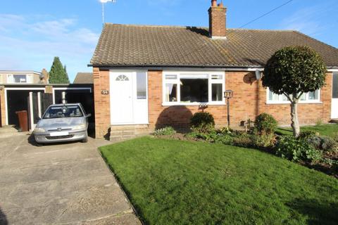 2 bedroom semi-detached bungalow for sale, Woodlow, Thundersley