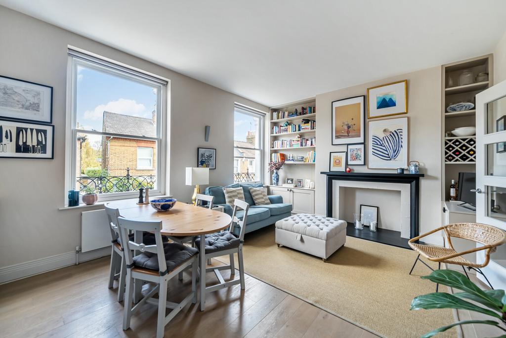 Sitting Room/Kitchen