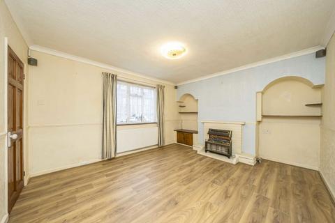 3 bedroom terraced house to rent, Worton Road, Isleworth TW7