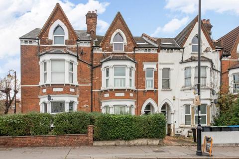 2 bedroom apartment for sale, South Norwood Hill, South Norwood, London, SE25