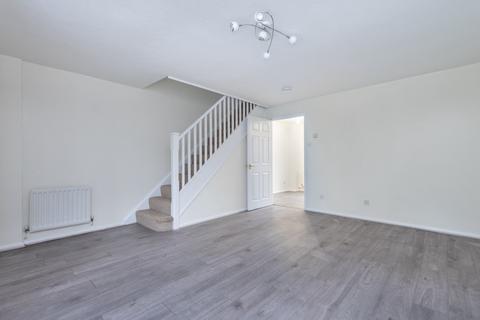 3 bedroom house to rent, Birchdene Drive, London, SE28