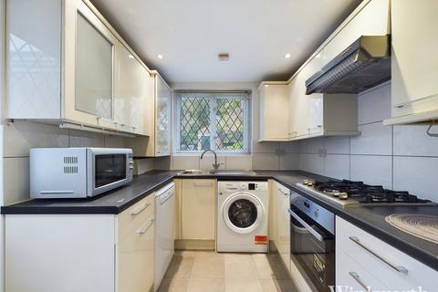 4 bedroom house to rent, Tudor Gardens, LONDON, W3