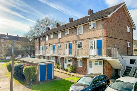 1 bedroom ground floor flat for sale, Hughenden Road, St. Albans, Hertfordshire, AL4