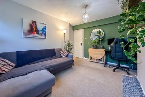 1 bedroom ground floor flat for sale, Hughenden Road, St. Albans, Hertfordshire, AL4