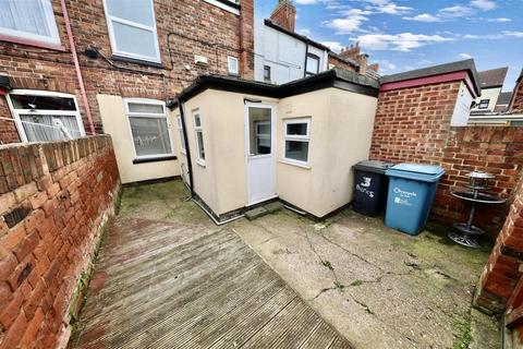 2 bedroom terraced house for sale, Beresford Avenue, Middleburg Street, Hull