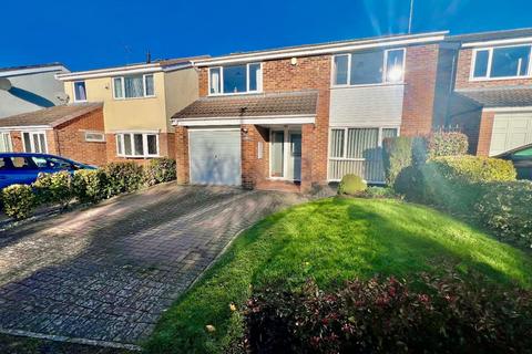 4 bedroom detached house for sale, Columbus Crescent, Rothwell, Kettering