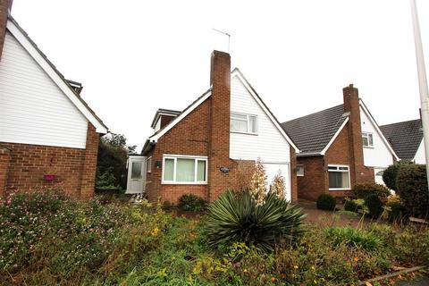 3 bedroom detached house to rent, St. Barnabas Close, Gillingham ME7