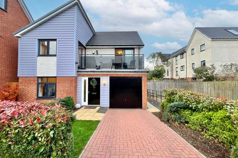 4 bedroom detached house for sale, Leasingthorne Way, Great Park, NE13