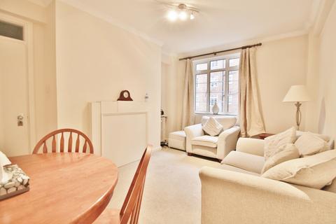 1 bedroom flat to rent, Latymer Court, Hammersmith Road, Hammersmith, W6