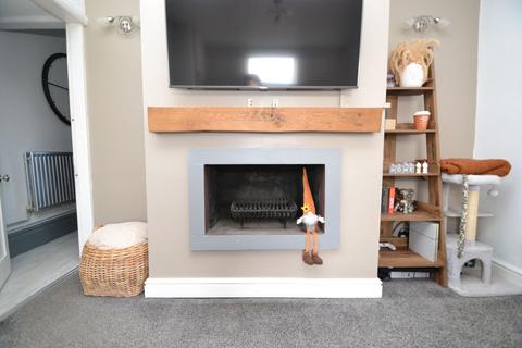 15 Snowden Road, Shipley, BD18 1JD