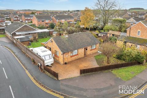 2 bedroom detached bungalow for sale, Green End Road, Sawtry, PE28