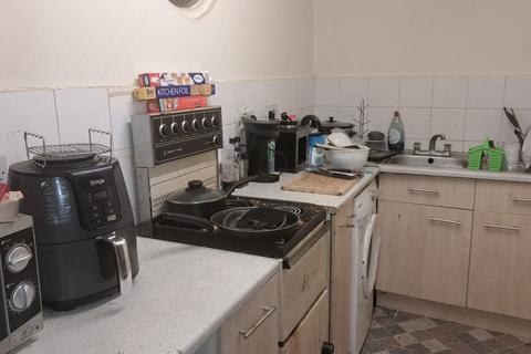 1 bedroom flat for sale, 28 Alpha Close, Balsall Heath, Birmingham, West Midlands, B12 9HF