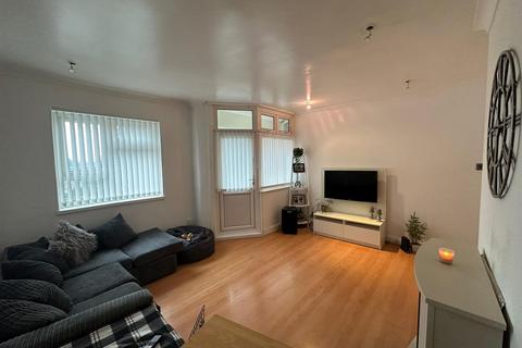 3 bedroom flat for sale, Ashurst Road, Portsmouth