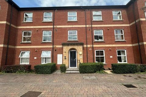 2 bedroom flat for sale, Popham Close, Tiverton, Devon, EX16 4GA