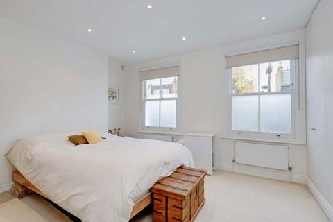 4 bedroom house to rent, Britannia Road, London SW6